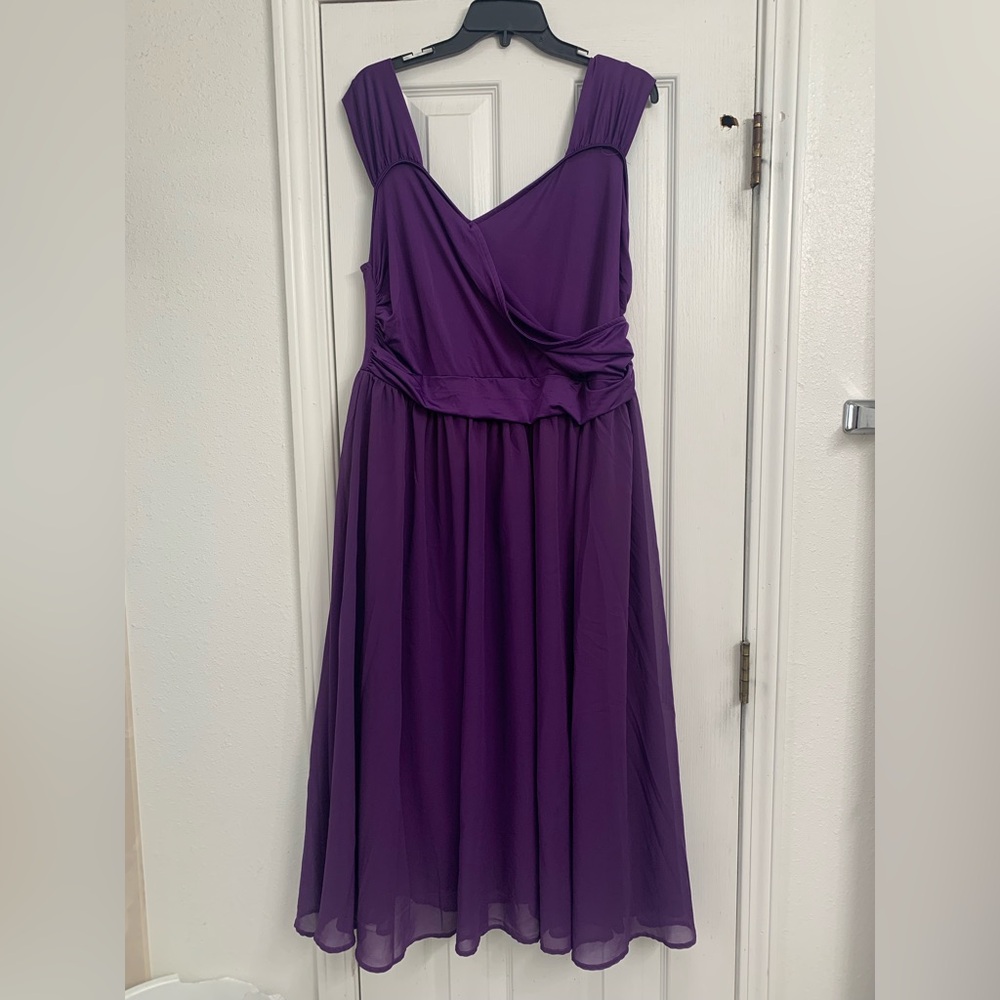 **NWOT Elegant Purple Women's Dress 3X
